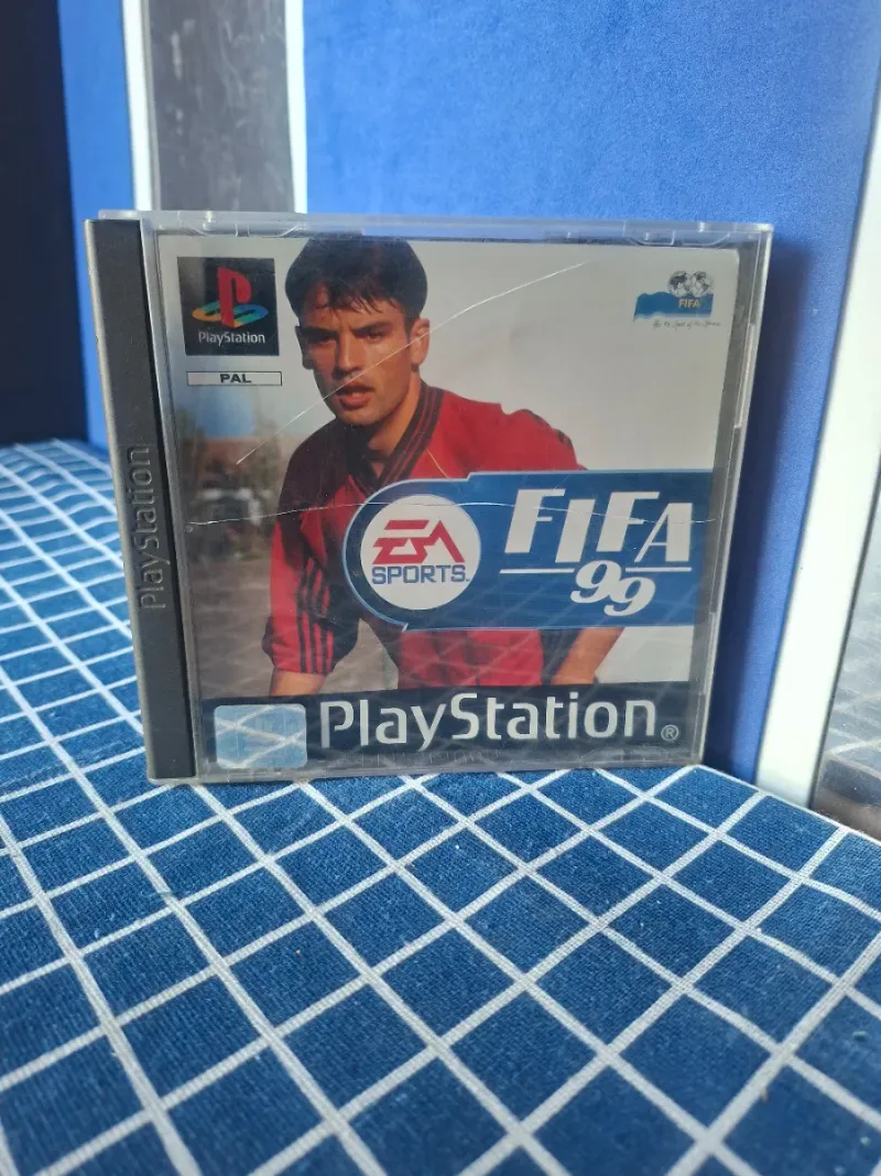 🇪🇸PS1 FIFA 99 ORIGINAL COMPLETO afbeelding 7