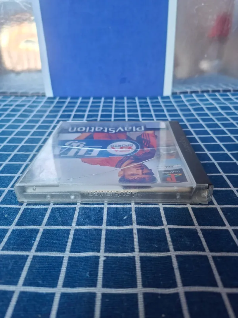 🇪🇸PS1 FIFA 99 ORIGINAL COMPLETO afbeelding 11