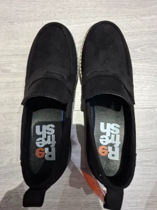 Zapatos negros de ante para mujer Nuevos