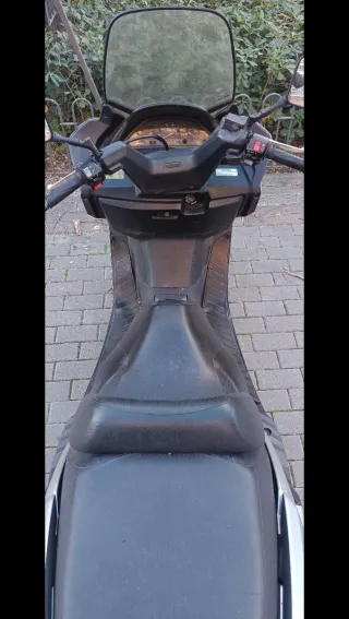 Yamaha Majesty 250cc Plata