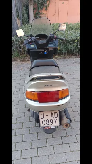 Yamaha Majesty 250cc Plata