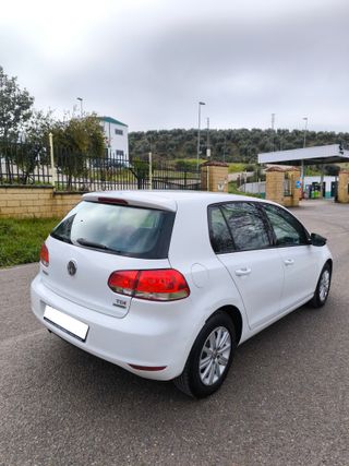 Volkswagen Golf 2011