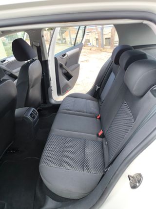 Volkswagen Golf 2011