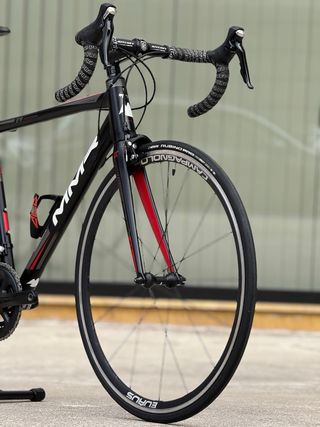 MMR Grip 1.5 – Talla L – Carretera – 9 kg