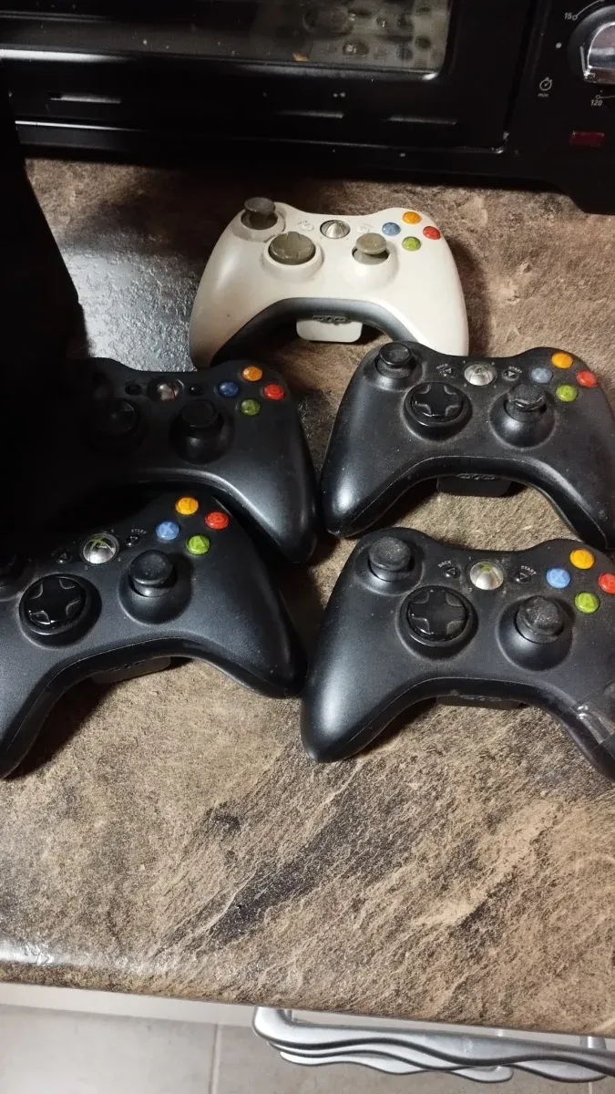 Pack 2 Consolas Xbox 360 Slim Negras afbeelding 2