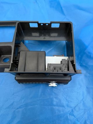 Consola Central Radio Reloj Suzuki Jimny 2002