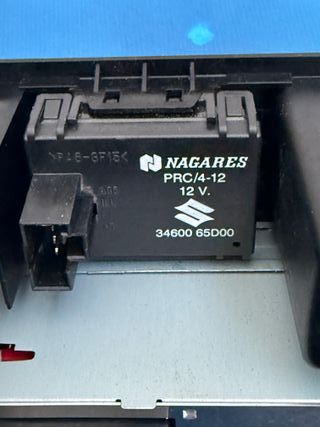 Consola Central Radio Reloj Suzuki Jimny 2002