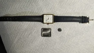 Reloj Tissot Cuarzo Dorado Correa Negra