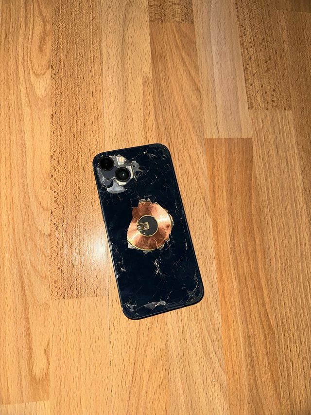 iPhone 13 Roto