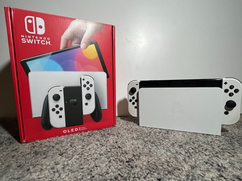 Nintendo Switch OLED Blanco afbeelding 2