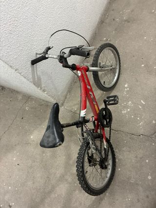 Bici pequeña de niños de 4 a 9 años