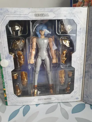 Figura Saint Seiya Myth Cloth Sorrento sin abrir