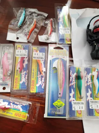 Caña de pescar calamar y 15 peces jakuzi