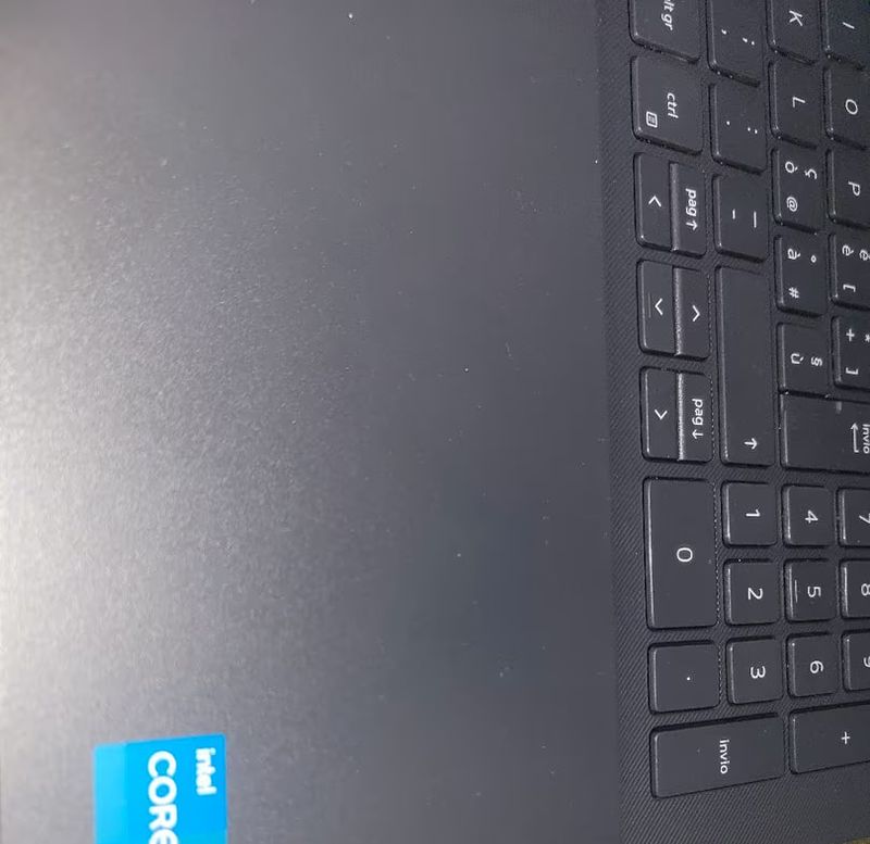 Portátil Dell Vostro 15 3000 afbeelding 3