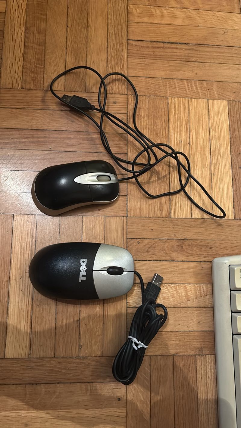 Lote PC: Monitor, Teclado, Mouse y Bocinas afbeelding 2