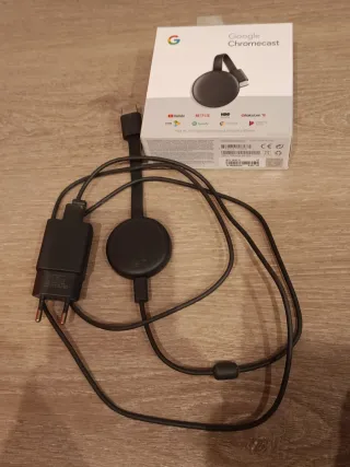 Televisor 40" con soporte y Chromecast