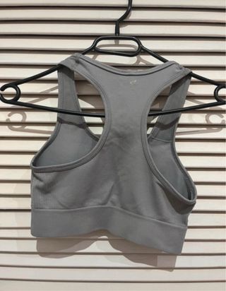 Top cropped deportivo gris Primark Workout 2XS