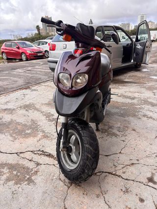 Peugeot Trekker 49cc - IMPECABLE - ITV 2027 + Extr