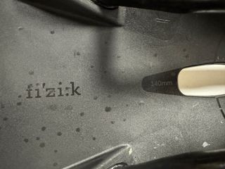 Sillín Fizik Vento Antares R1 140mm Negro