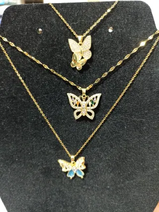 Collar Mariposa Baño Oro 18k