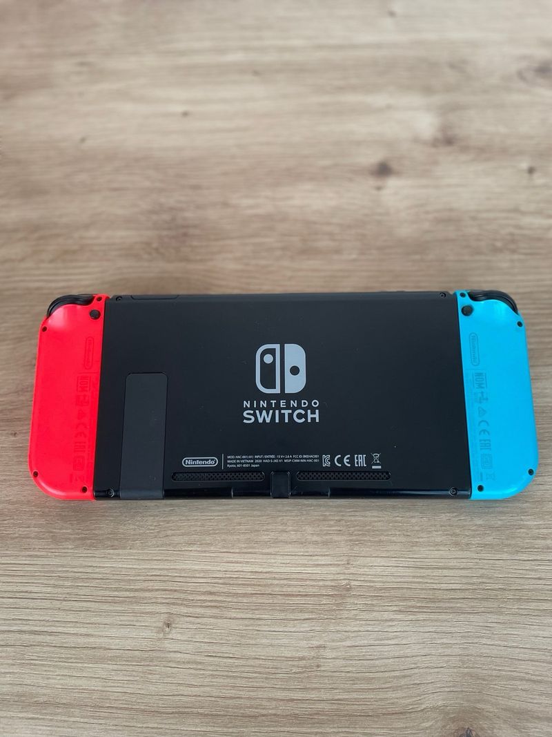 Nintendo Switch Splatoon 2 Edición afbeelding 3