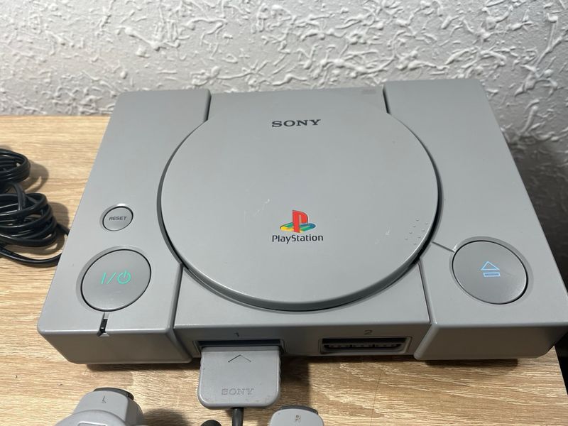 PlayStation 1 (PS1) 5502 gris afbeelding 4