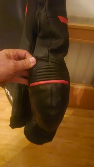 Chaqueta Moto Piel Armure Deportiva Negra Roja