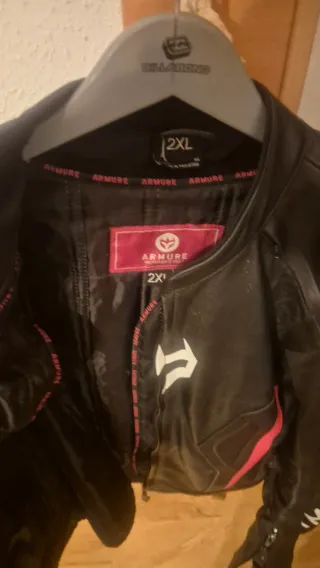 Chaqueta Moto Piel Armure Deportiva Negra Roja