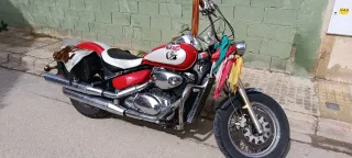 Suzuki Volusia Cruiser Roja y Blanca