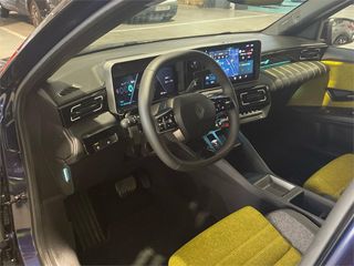 Renault 5 E-TECH 52Kw 150cv Iconic