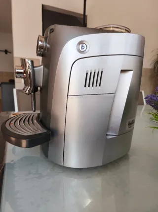 Cafetera Saeco Talea Giro