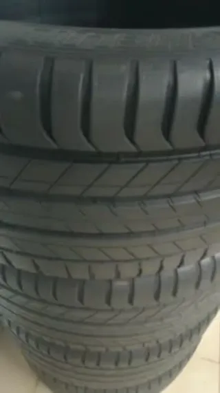 MICHELÍN JUEGO COMPLETO PORSCHE 295 35 21 107Y XL