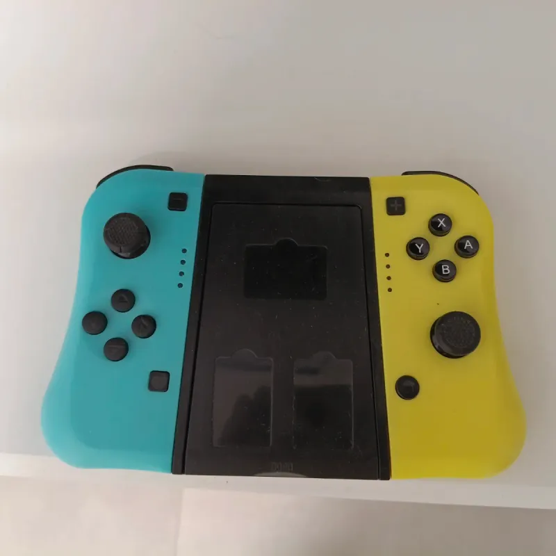Nintendo Switch OLED Azul y Rojo afbeelding 3