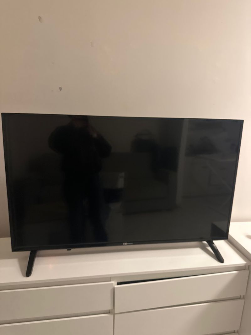 Televisor Negro