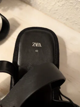 Sandalias Zara Talla 40 Hebillas Negras