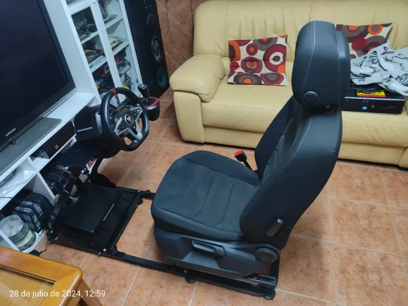 Thrustmaster T248 PS4/PS5 Seminuevo