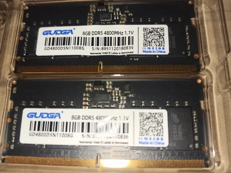 2x 8GB DDR5 4800MHz SODIMM RAM