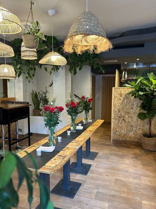 BAR-RESTAURANTE SAGRADA FAMILIA ESQUINA