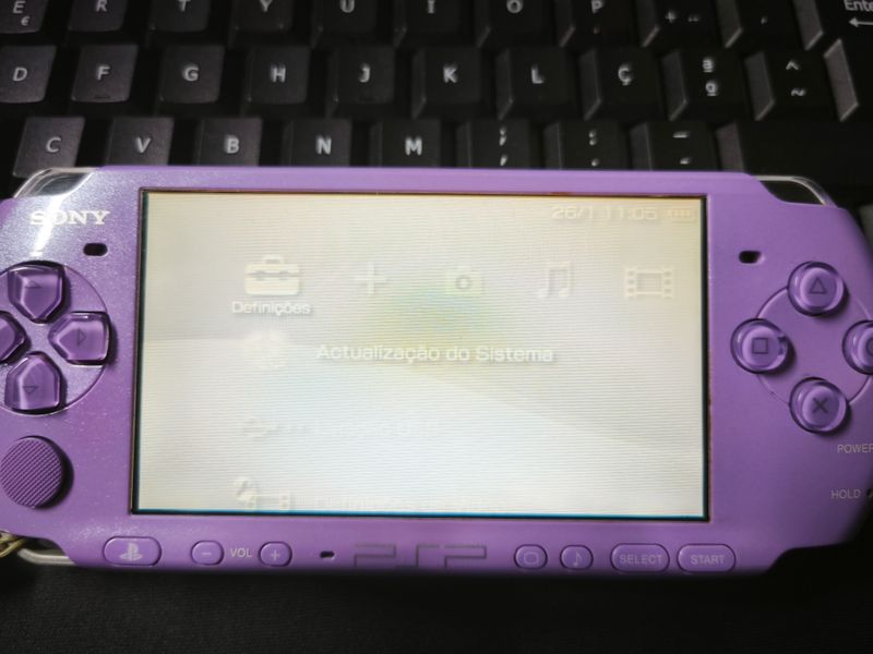 PSP 3000 Sony Roxa