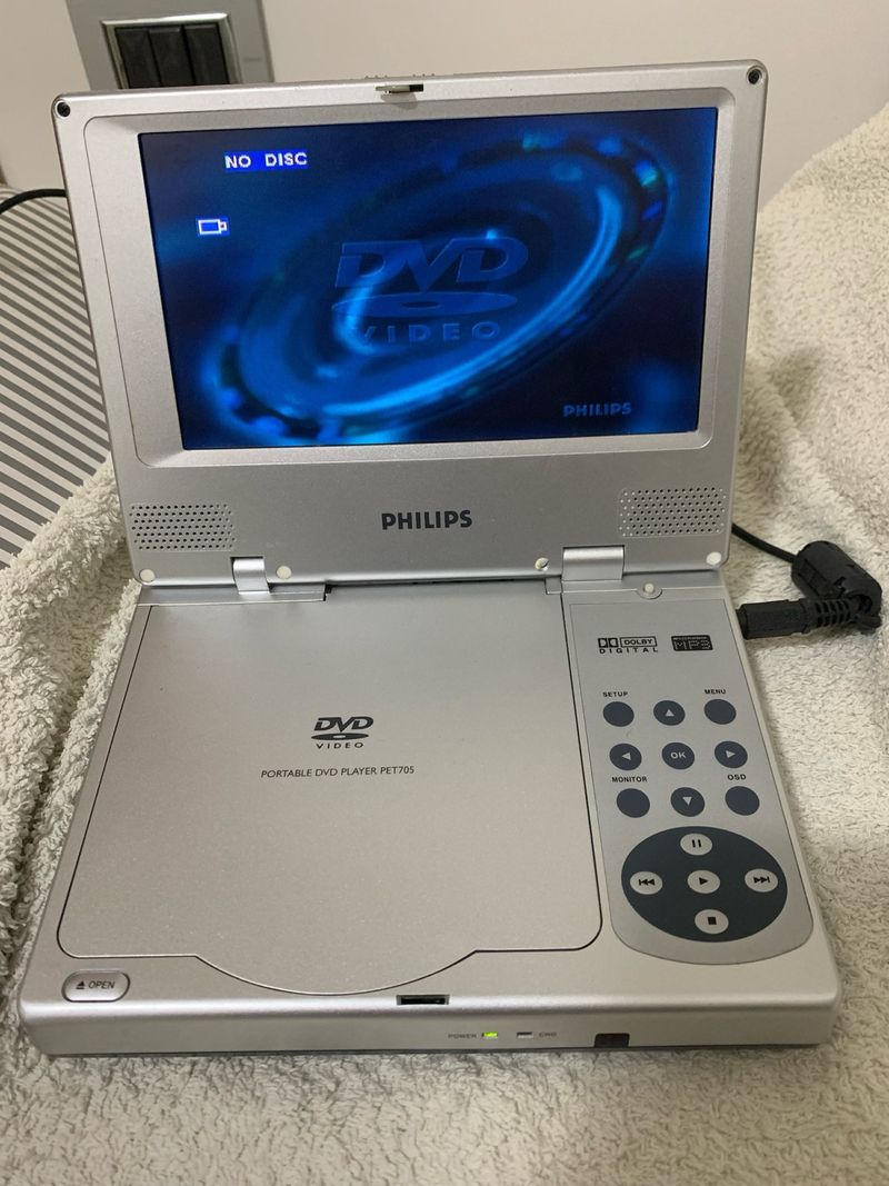 Reproductor DVD portátil Philips PET705