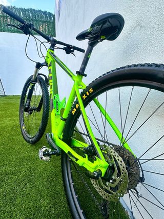 Bicicleta Montaña Cube 27,5