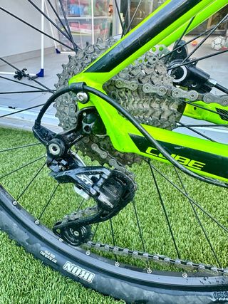 Bicicleta Montaña Cube 27,5