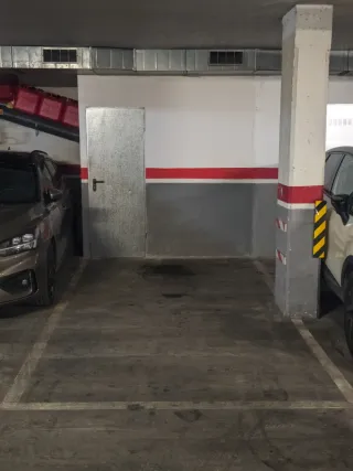 Parking Con Trastero