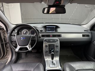 Volvo XC70 2.4 D5 AWD Summum Auto