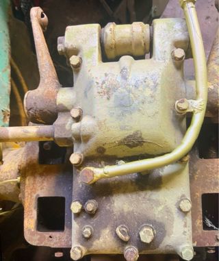 Elevador hidráulico Zetor 3011