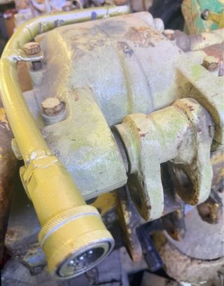 Elevador hidráulico Zetor 3011