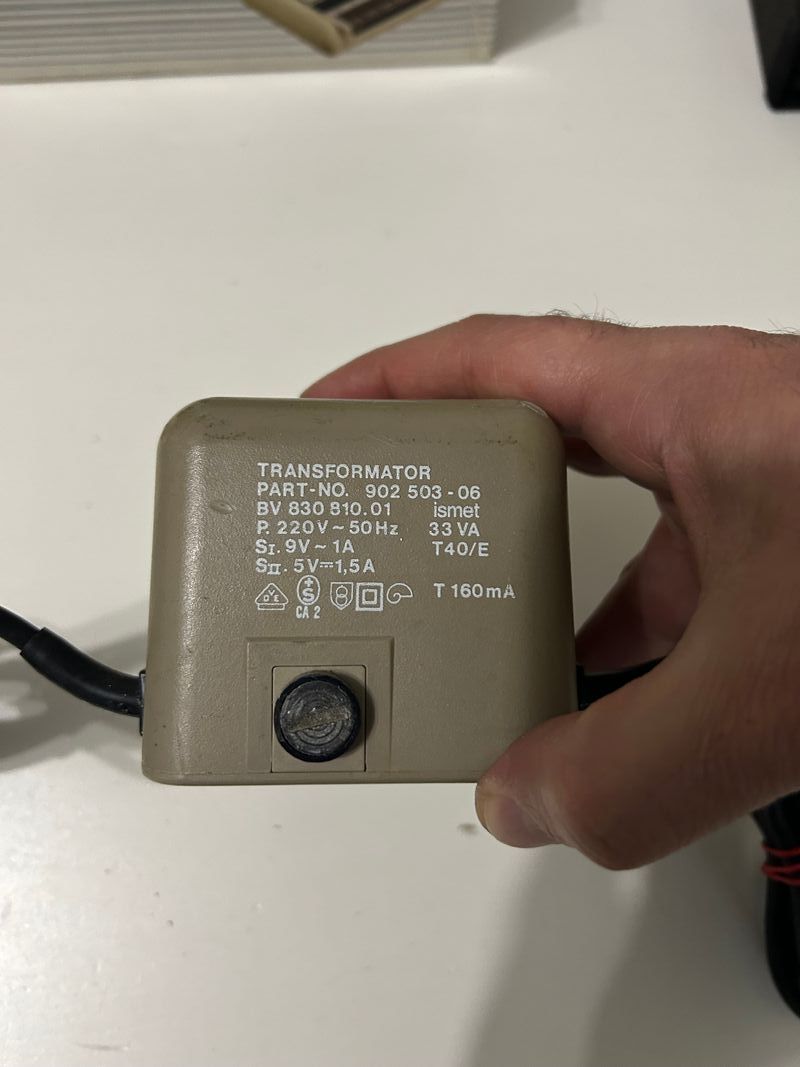 Alimentador Commodore 64 original funcional afbeelding 3