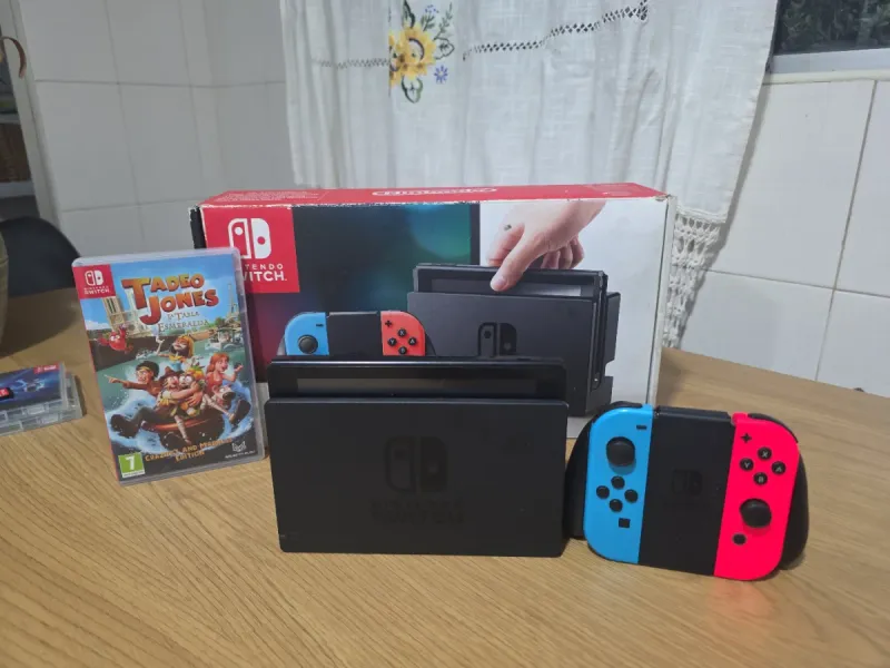 Nintendo Switch + Tadeo Jones: La Tabla Esmeralda