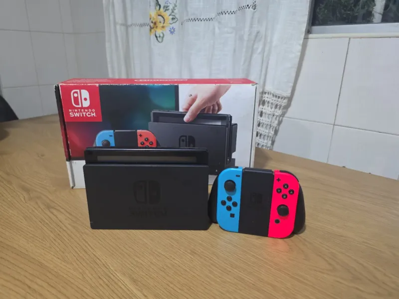 Nintendo Switch + Tadeo Jones: La Tabla Esmeralda afbeelding 2