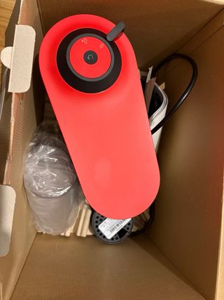 Cafetera Nespresso Vertuo Roja